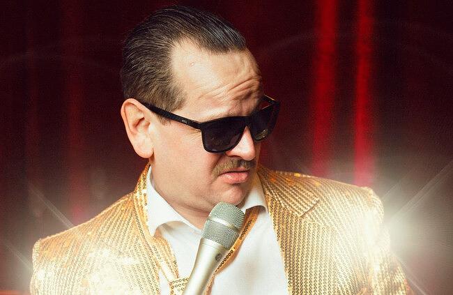 ROMANTIC SLIVO: LOVE IS STILL LOVE – 5/8TERL FRONTMAN MIT SOLOALBUM