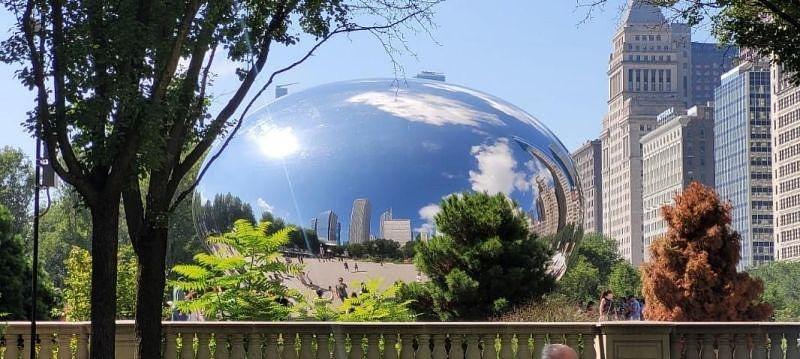 Bild 1, © Dr. Kaija Voss, Chicago Millenium Park, Rückseite des Cloud Gate „The Bean“, eigen