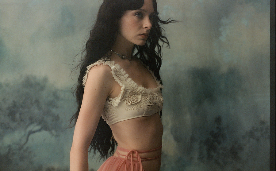Holly Humberstone (credit_ Silken Weinberg)