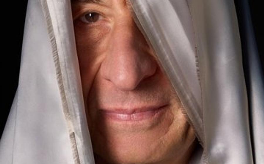 Maurizio Cattelan – Von Spott und Schock. Rundgang für blinde und sehbehinderte Menschen