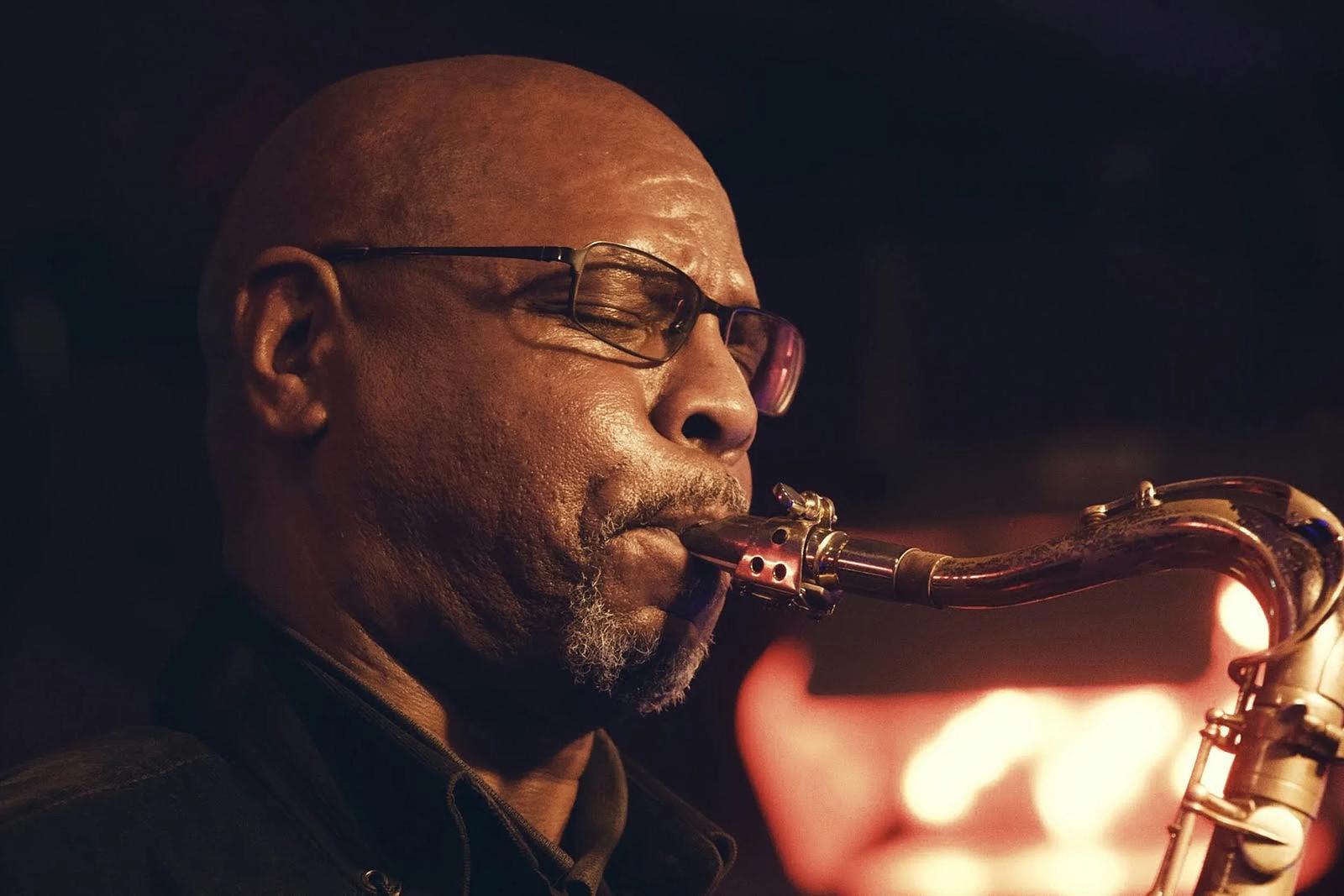 A-TRANE PRÄSENTIERT THE FIRST NEW YEAR CONCERT 2027: FUASI ABDUL KHALIQ Journey To The Source FEAT: Fuasi Abdul-Khaliq-Rolf Zielke-Maximilian Hughes-Kenny Martin Back Again By Popular Demand