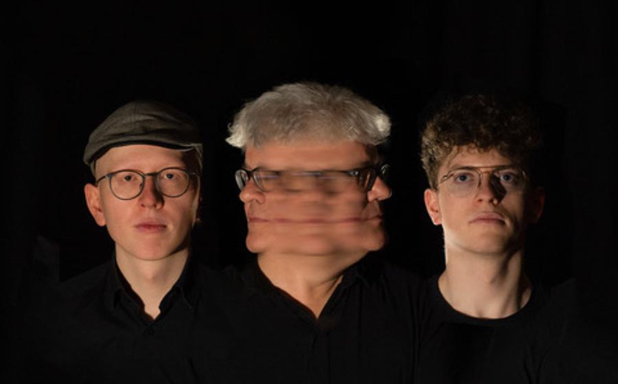 A-TRANE PRÄSENTIERT: Trio:Blur Feat: Emmanuel Walter-Lucas Rauch-Pepe Berns