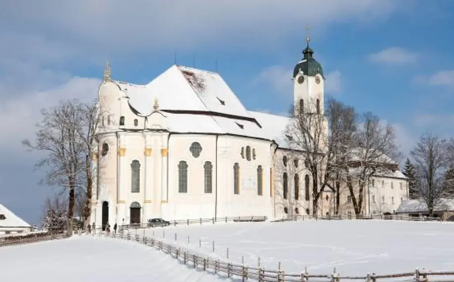 Ein winterliches Bild der Wieskirche