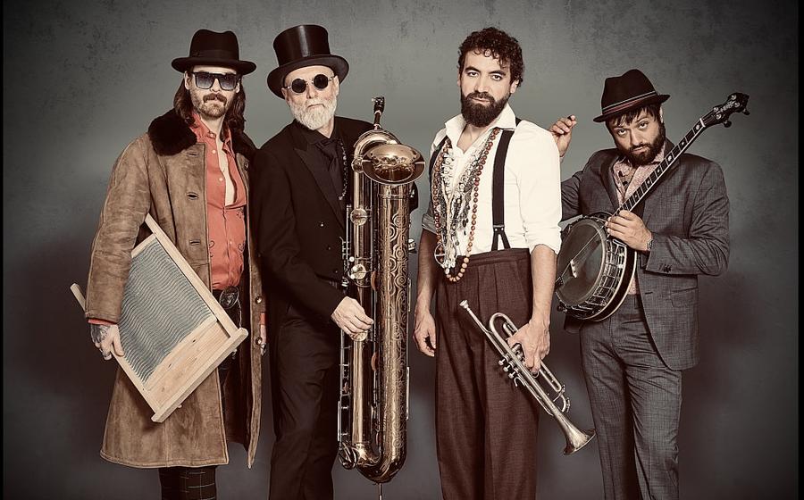 Whiskydenker’s Swing Dong Ding Vs. Absinto Orkestra & Gadjo Horns & Drums