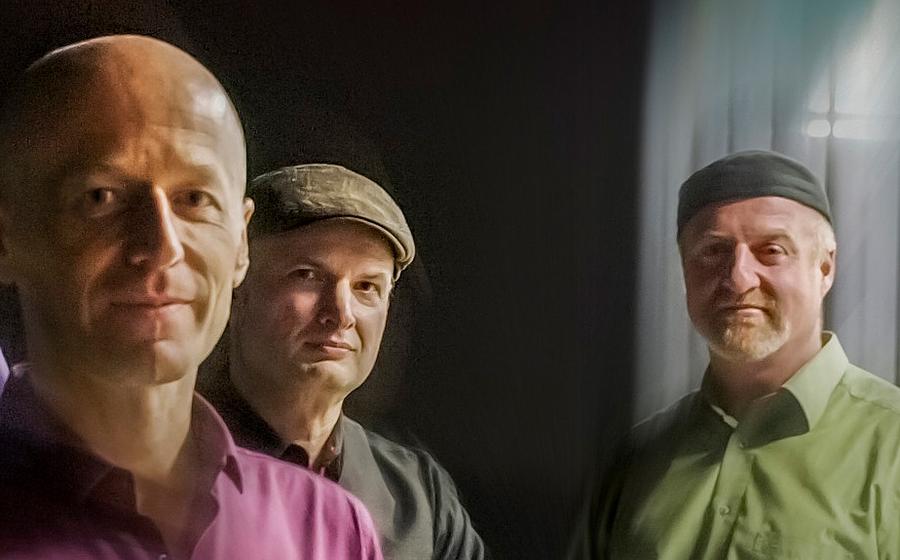DIE KLEZMER CONNECTION TRIO: MESCHUGGE 2.0 // ZUM WEINEN SCHÖN
