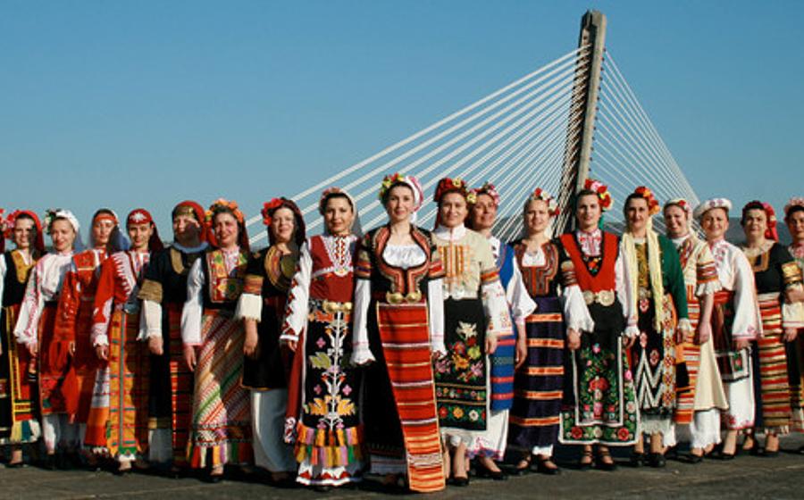 DAS MYSTERiUM DER BULGARISCHEN FRAUEN-STiMMEN: THE BULGARIAN VOICES ANGELITE