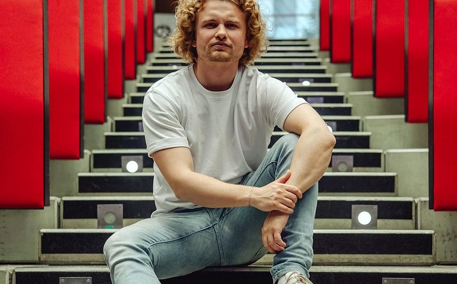 DR BOHL: "SOLO": EiN TiNDER TAGEBUCH - iN 5 AKTEN