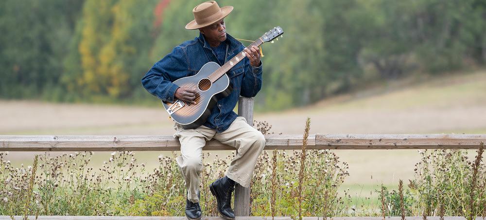 ERIC BIBB: BLUES TROUBADOUR, SONGWRITER & GITARRIST