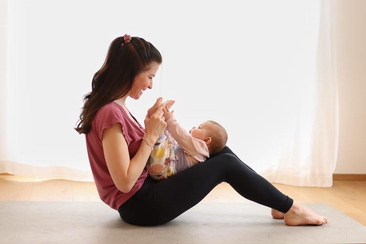 Mama- Baby Yoga