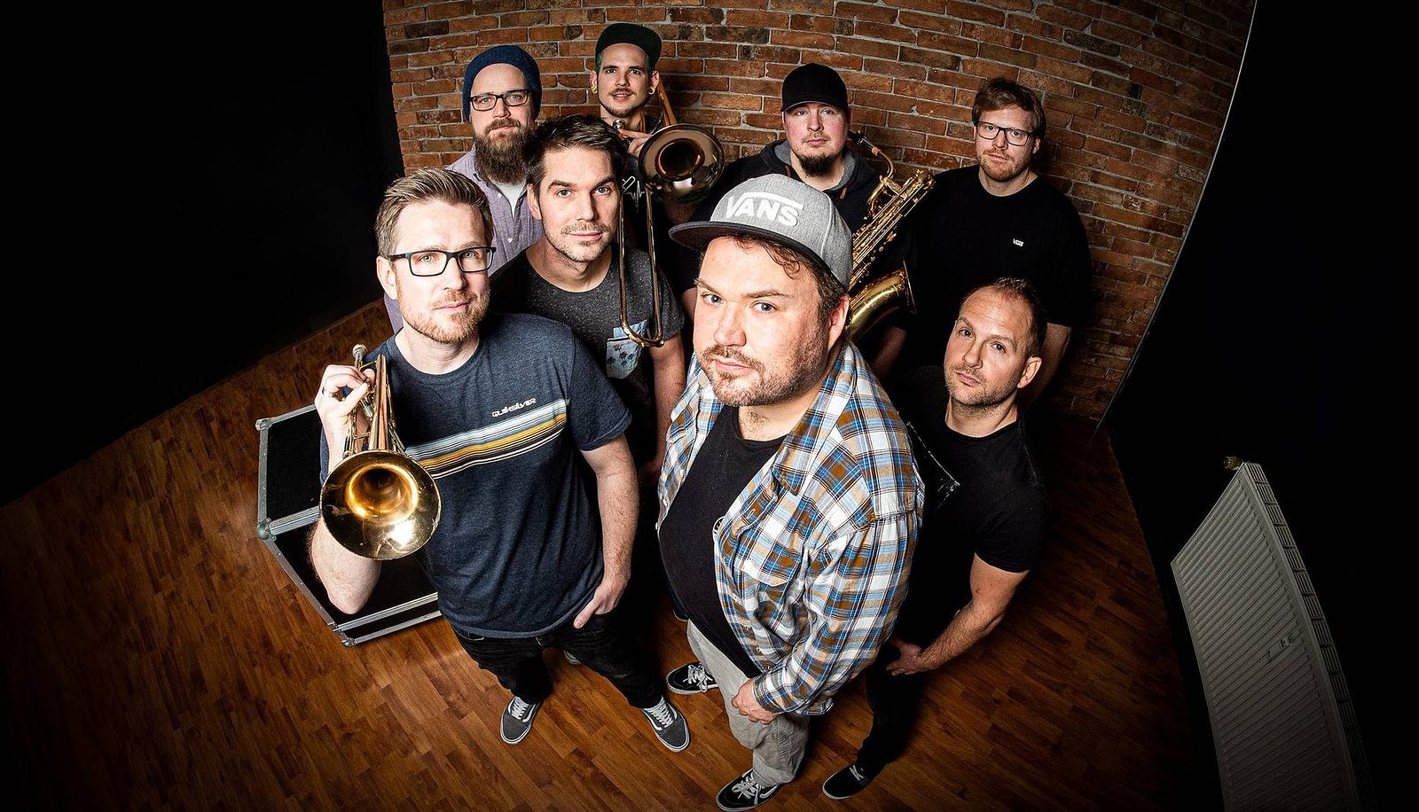 Awesome Scampis (ska- + pop-punk) + Buster Beat (ska)