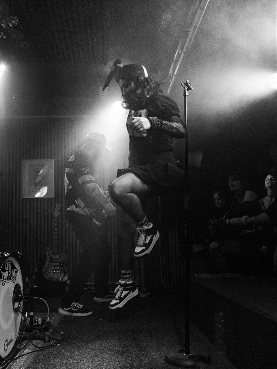 CF98 (pop-punk, PL) Stupid Punk Tour + Treibgut (garage, punk/ Bln)