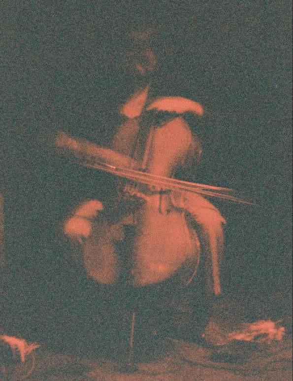 Los Sara Fontán (post rock, experimental; Calonge) + Franna (experimental song; Berlin)