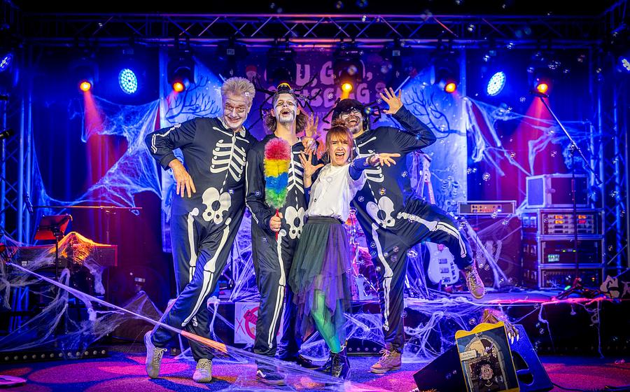 GRUSICAL – Corinna Bilke und Band