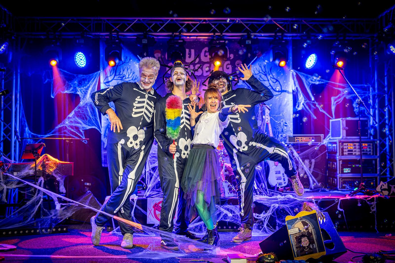 GRUSICAL – Corinna Bilke und Band