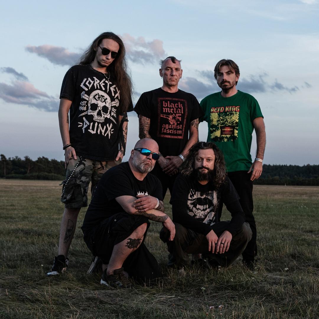 LINDENPUNK – Stabil bleiben mit RAWSIDE, PIGEONS und DYSTOMB