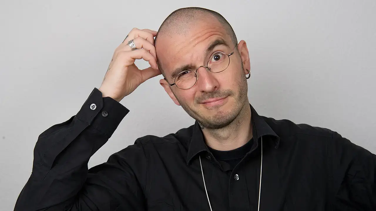 Dr. Mark Benecke