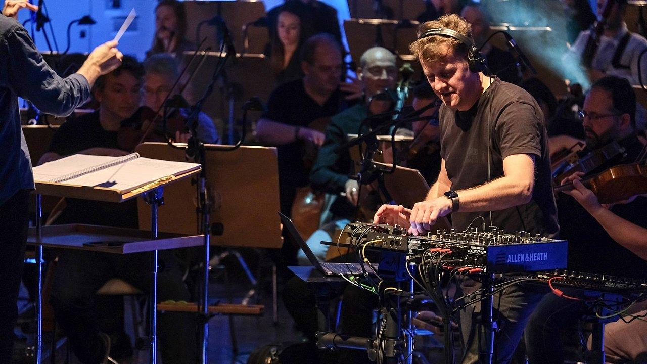 ANDREAS HENNEBERG & FILMORCHESTER BABELSBERG