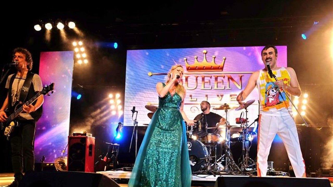 Forever Queen - performed by QueenAlive