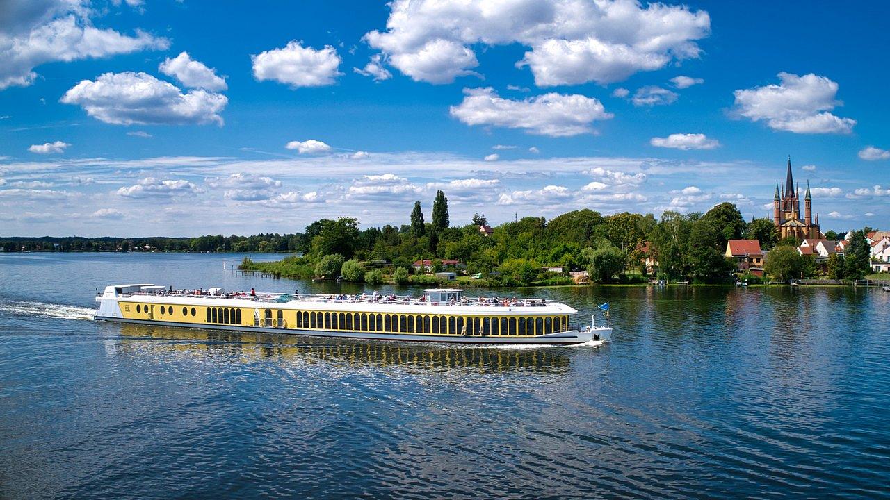 UNTERWEGS MIT SCHUBERT zu Wasser