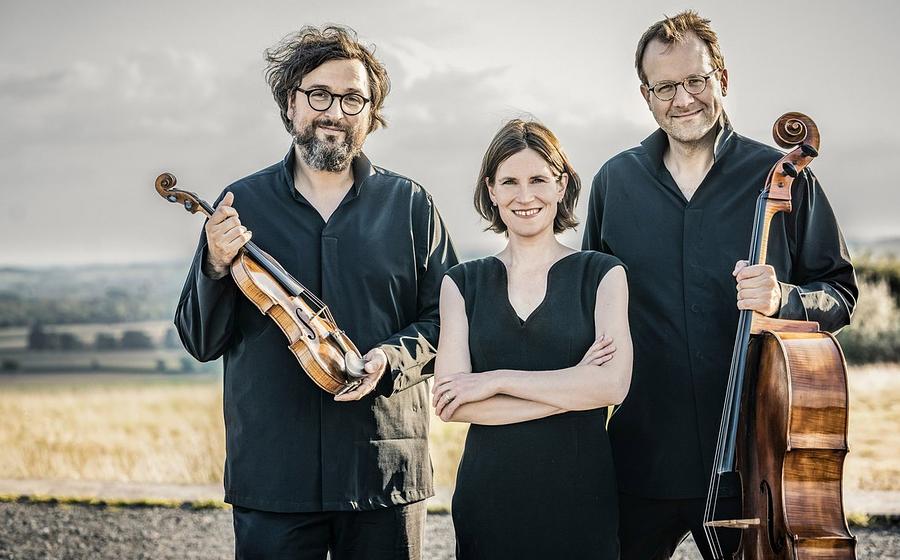 DUNKELKONZERT: MORGENSTERN TRIO