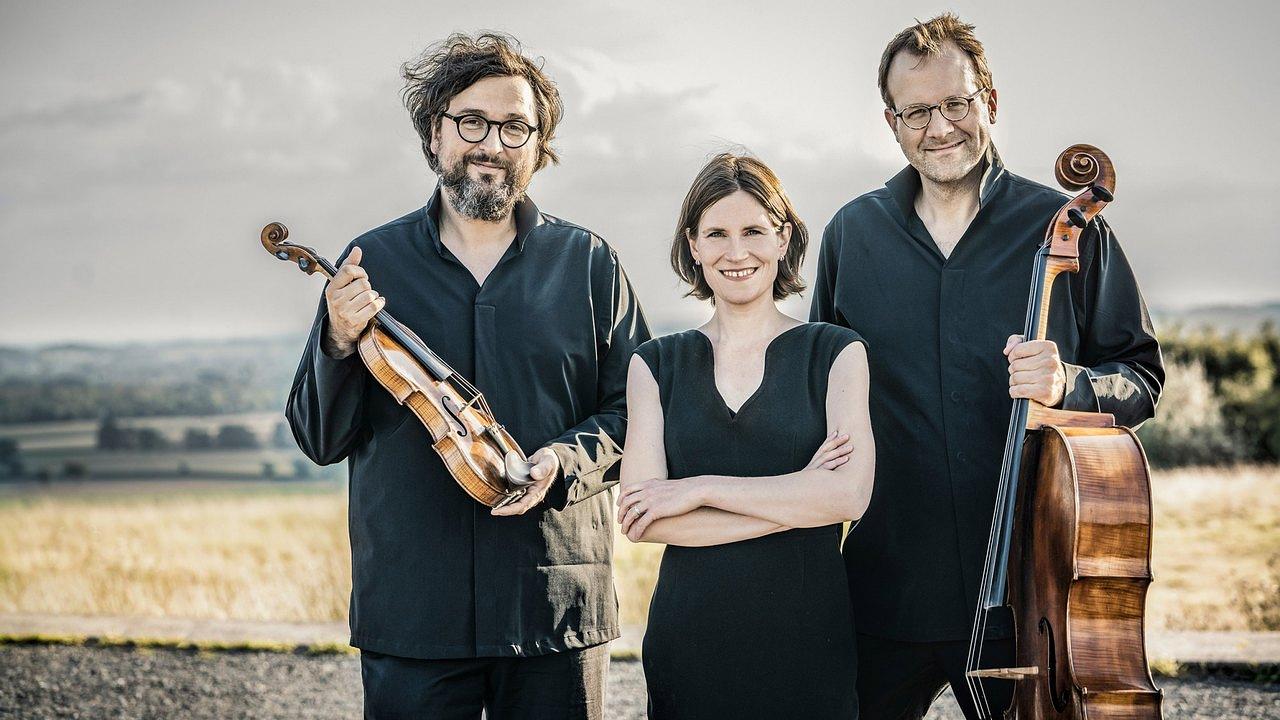 DUNKELKONZERT: MORGENSTERN TRIO