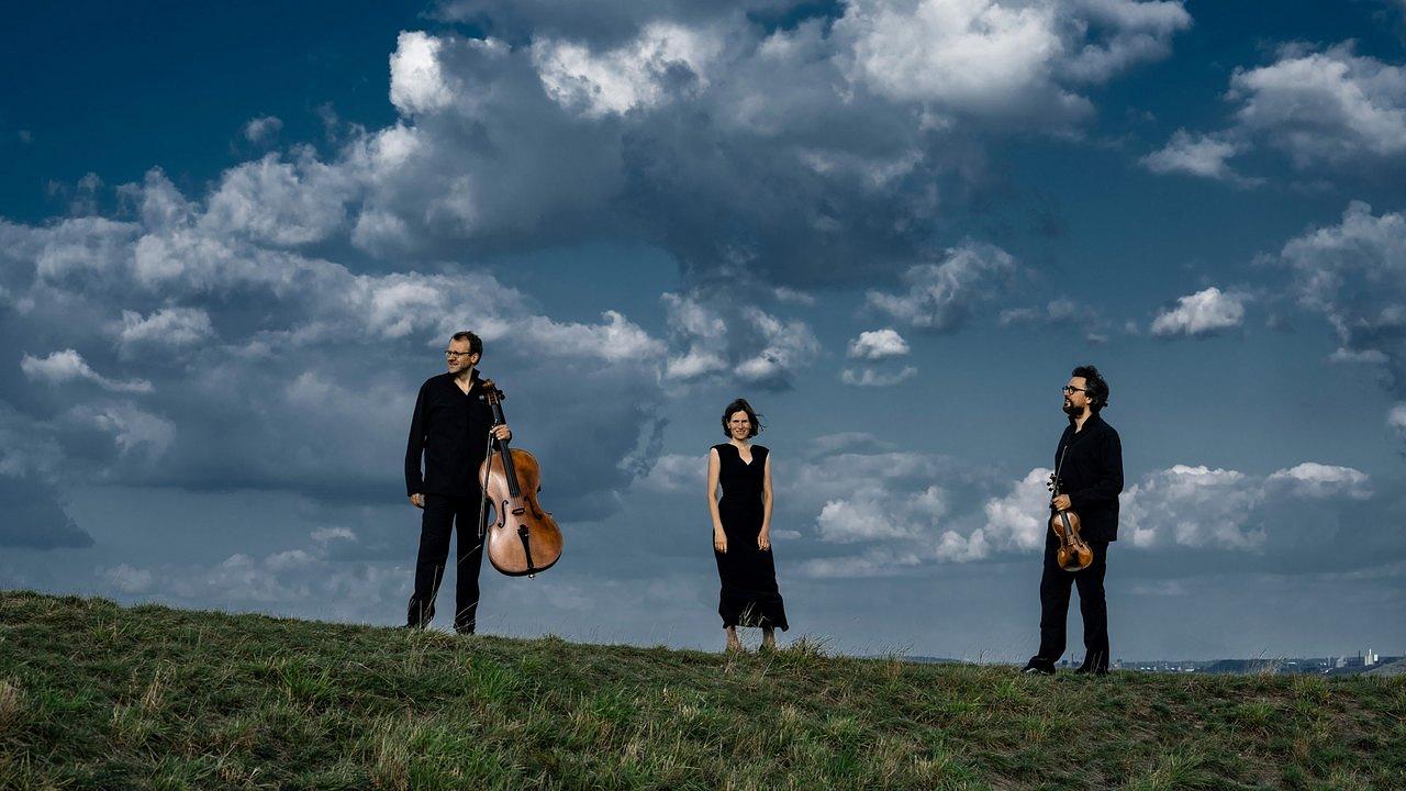 DUNKELKONZERT: MORGENSTERN TRIO