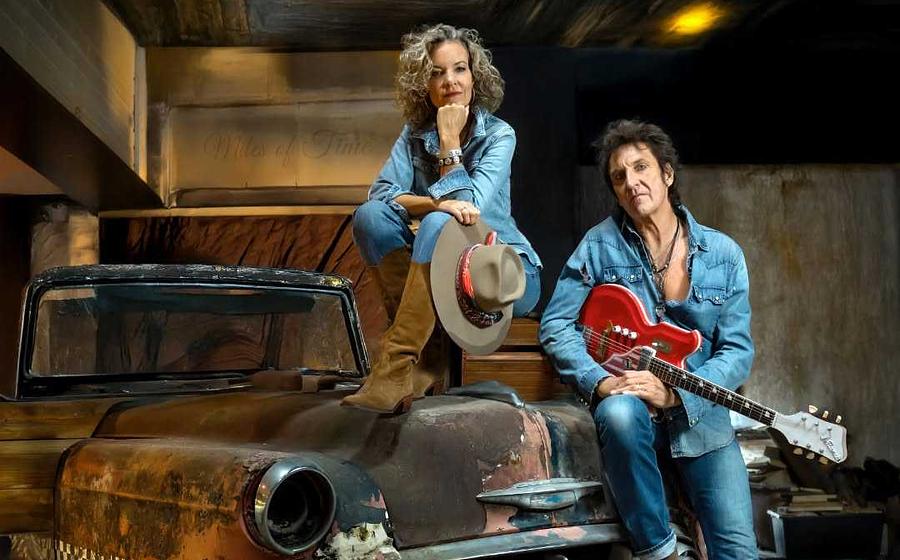Carl Carlton & Melanie Wiegmann and the Great Band