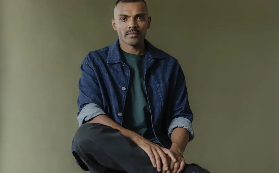 sinthujan varatharajah: „wo zeit stehen bleibt“