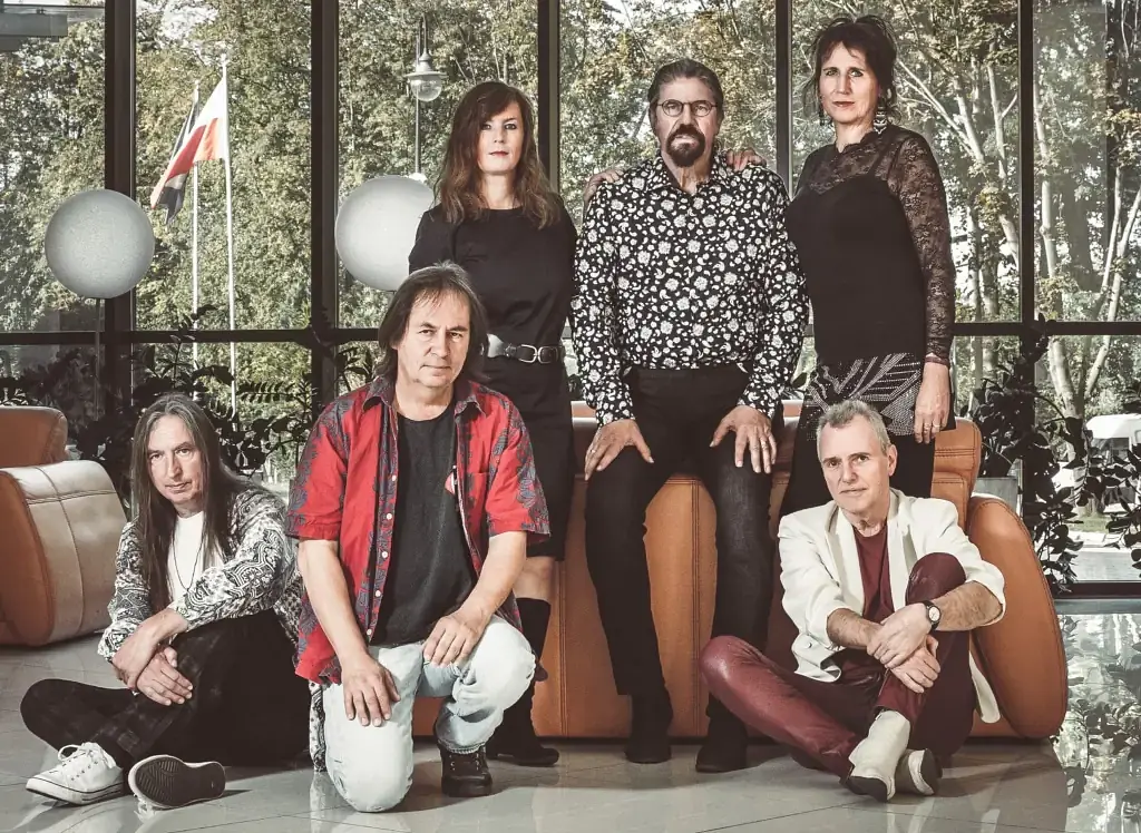 Electric Light Orchestra & Cutting Crew