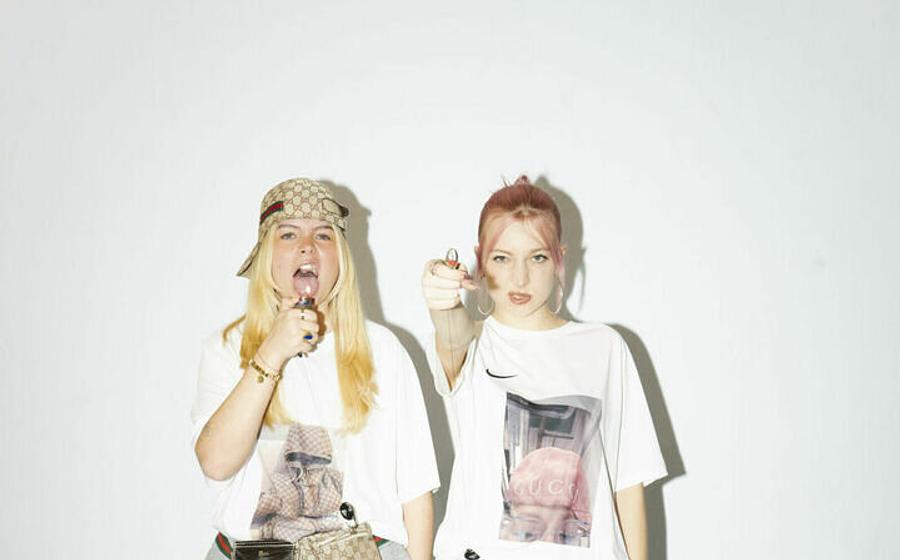 DANI LIA x YOLA
