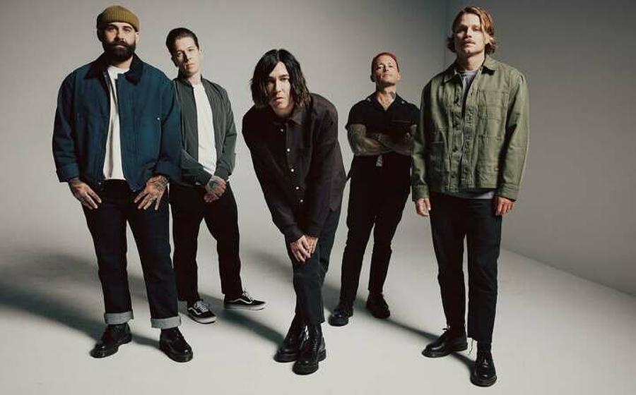 SLEEPING WITH SIRENS