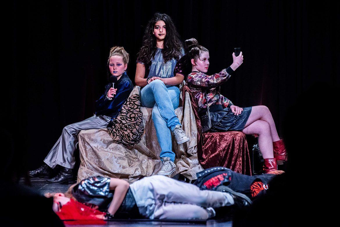 Kinder- und Jugendtheater mit Schüler*innen der GOLDONI Theaterschule